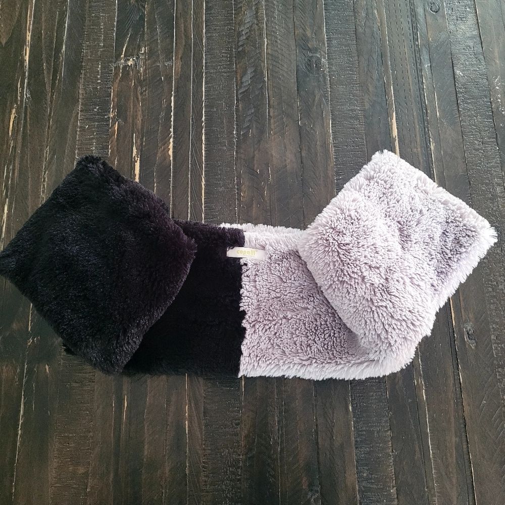Capelli New York Infinity Scarf